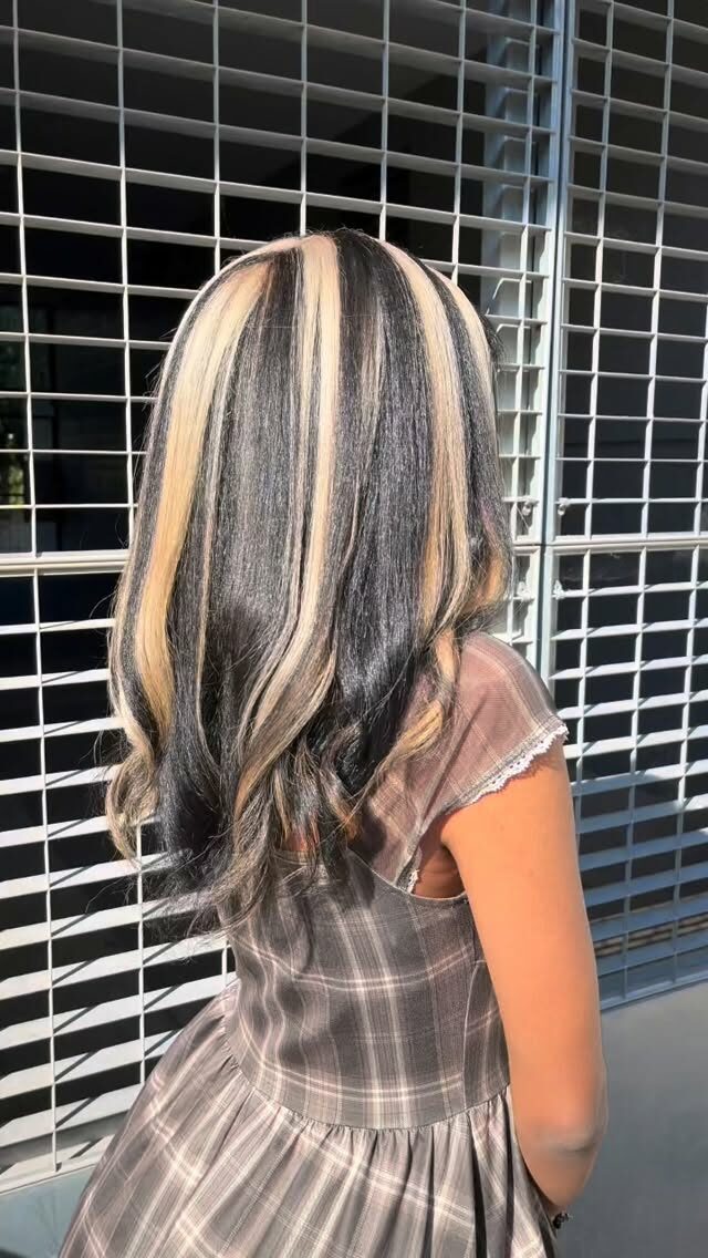 Instagram post from supercuts_montpellier. This post is in position 3.