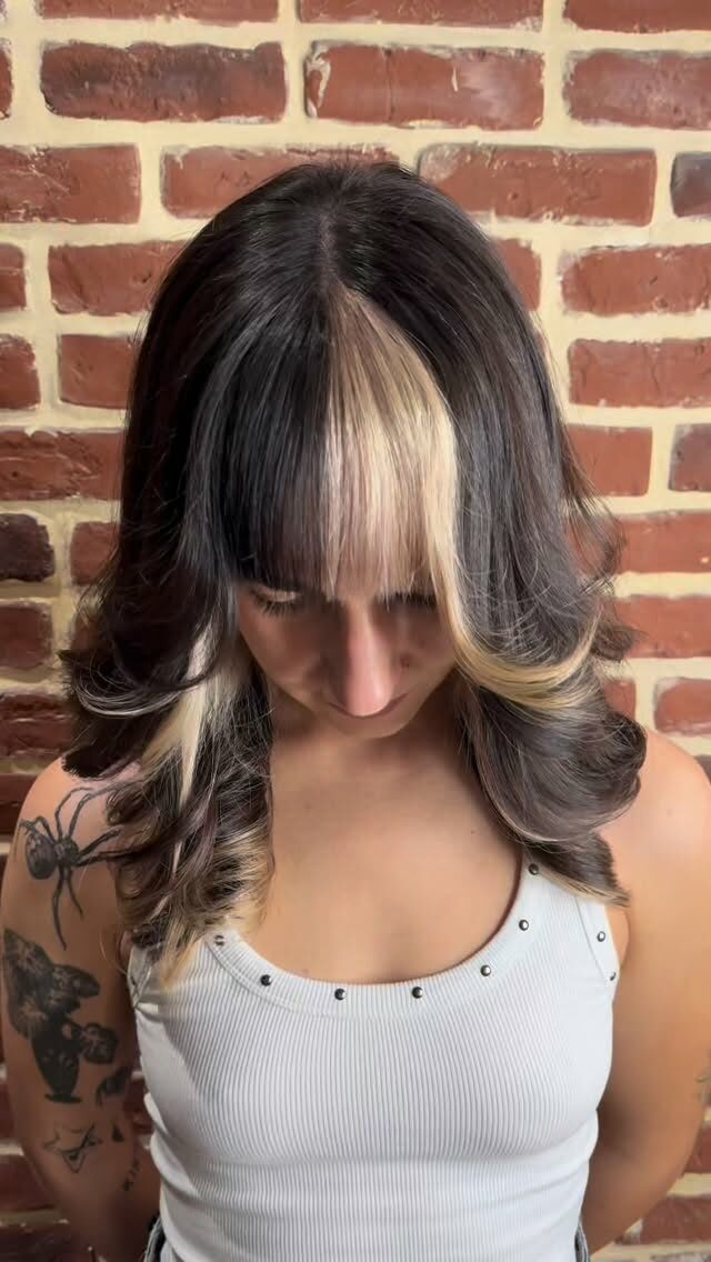 Instagram post from supercuts_montpellier. This post is in position 0.